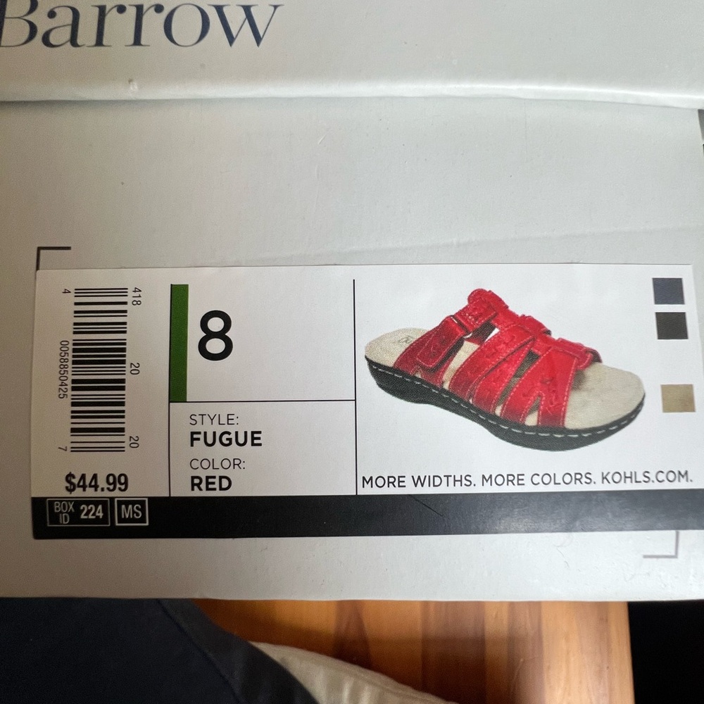 New In Box Croft & Barrow Size 8 Red Sandals - Picture 7 of 7